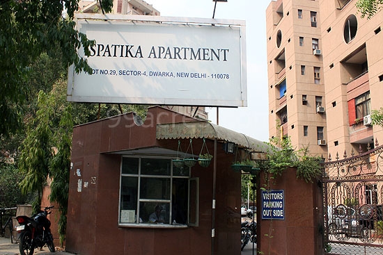 4 bhk study flat for sale in Ispatika Apartment sector 4 Dwarka Delhi